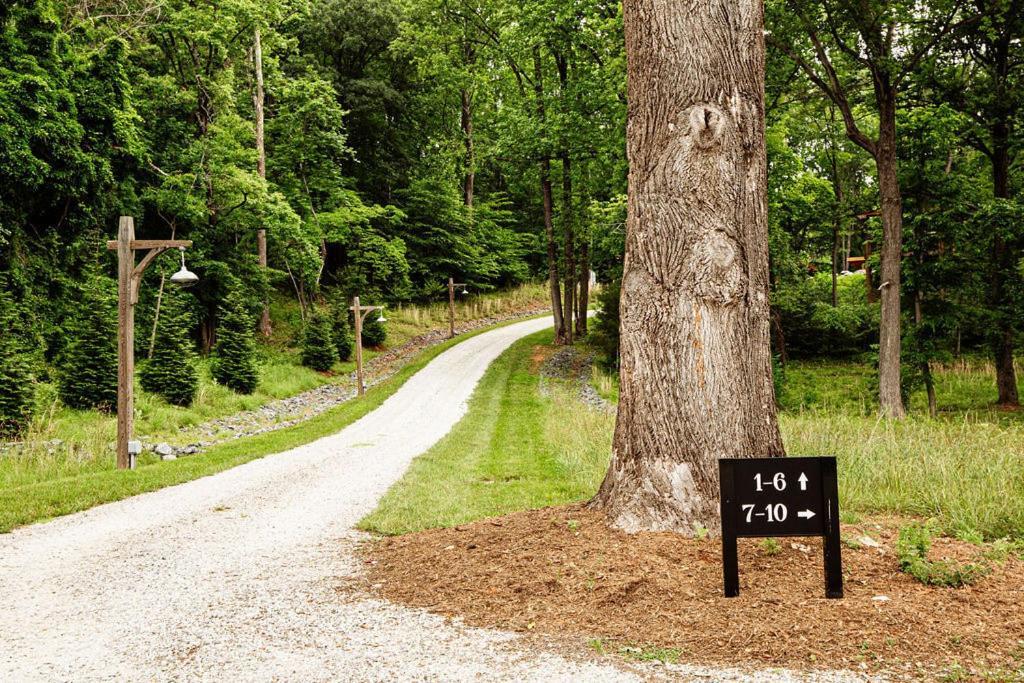 Отель Piedmont Grove Roseland Экстерьер фото