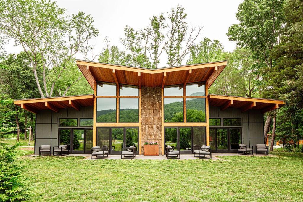 Отель Piedmont Grove Roseland Экстерьер фото